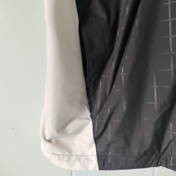 Sunice Grey & White Waterproof Golf Half Zip Short Sleeved Windbreaker - Picture 7 of 14